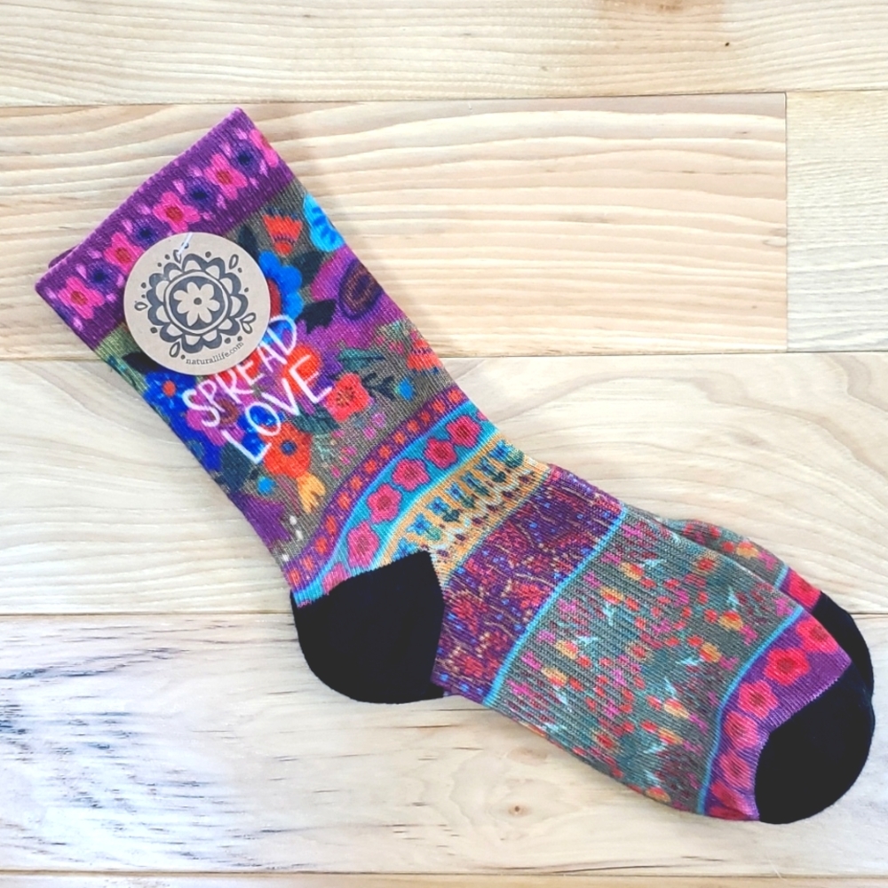 Natural life printed weekend socks - spread love
